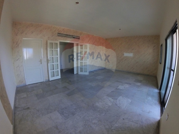 R9-2447 Apartment 137m for Sale in Metran Street – Tripoli — الصورة 3 من 10