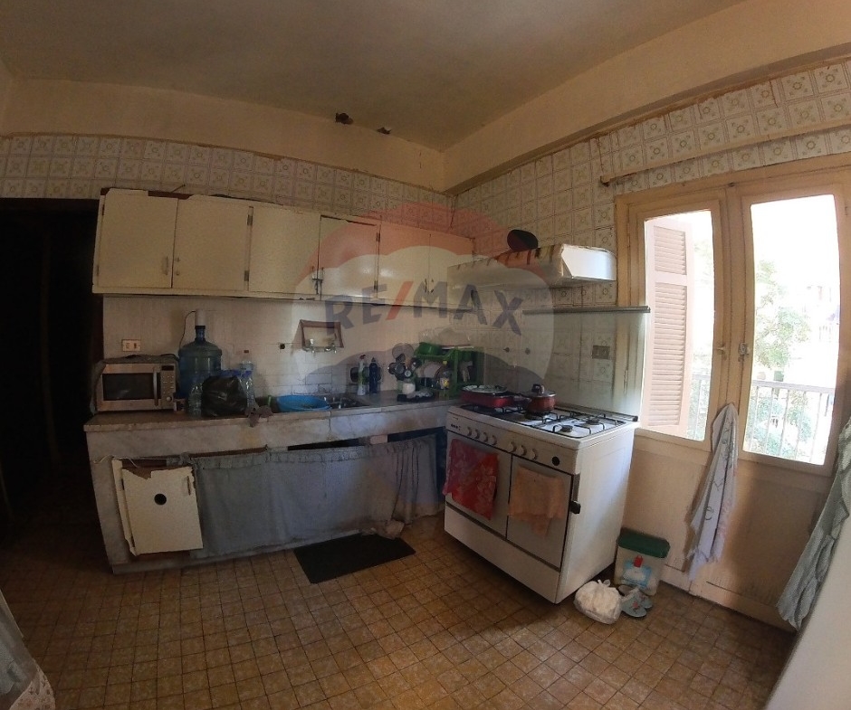 R9-2481 Apartment 300m for Sale in Abou Samra – Tripoli — Photo 4 of 10