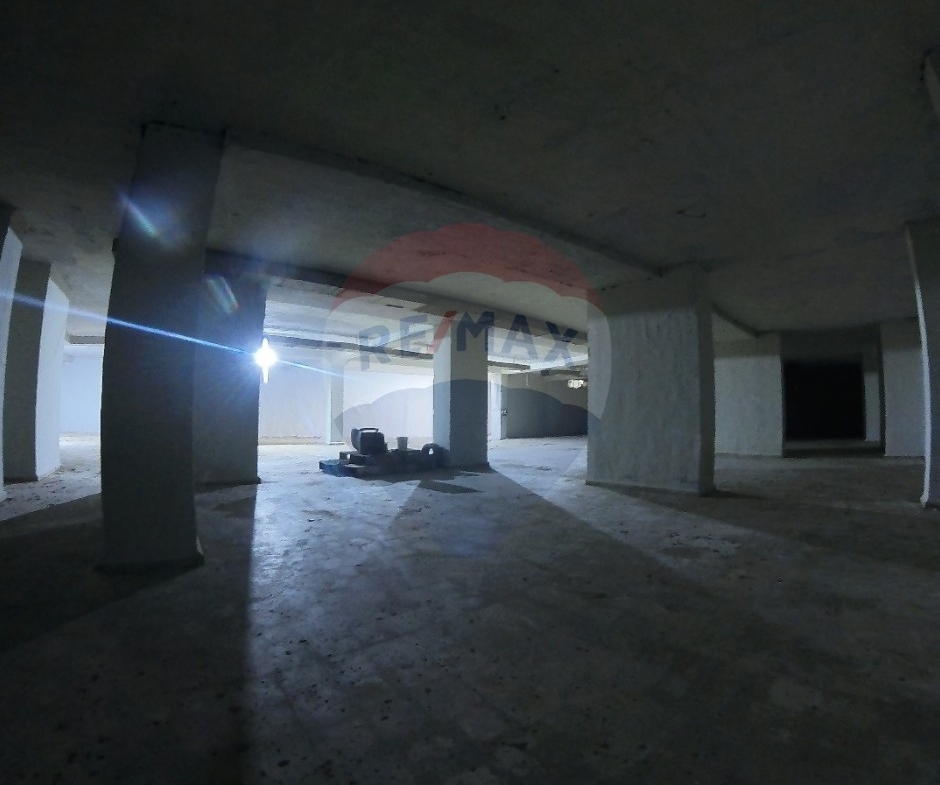 R9-2460 Warehouse 1100m for Sale in Condor Street – Tripoli — الصورة 5 من 7