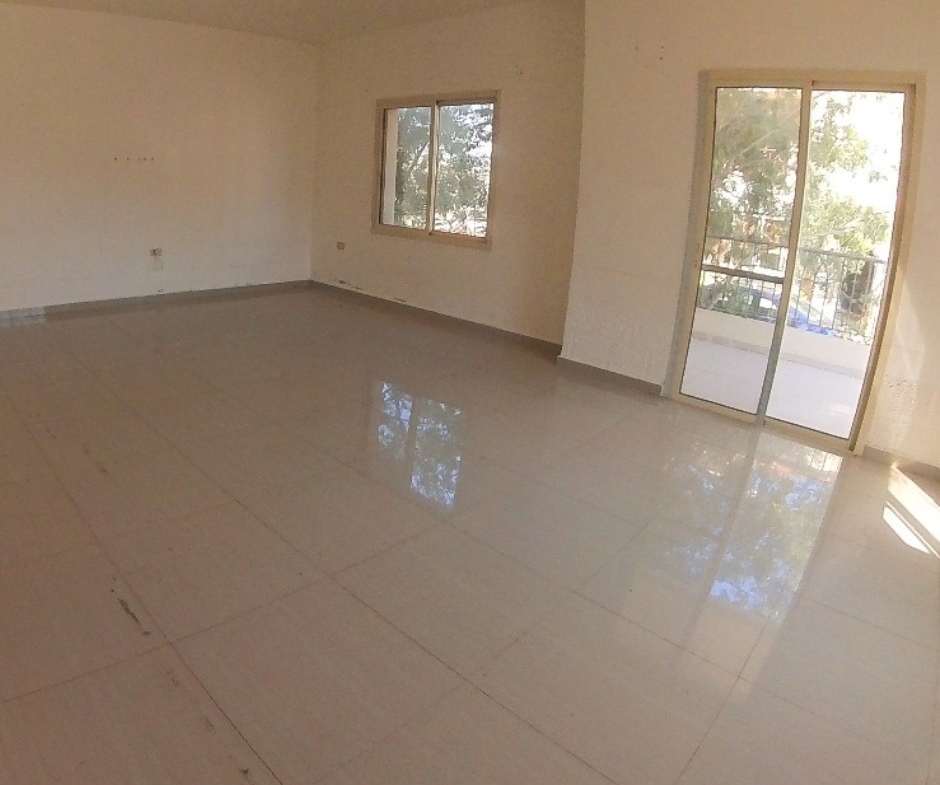R9-2457 Apartment 142m for Sale in Koura Tripoli — الصورة 7 من 8