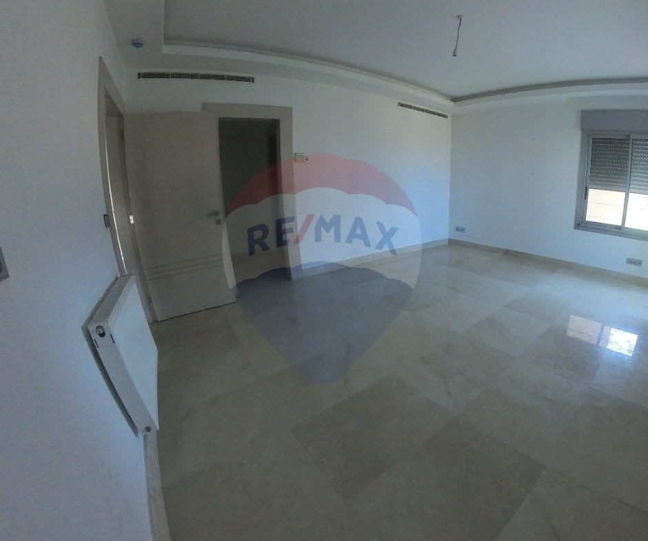R9-2520 Spacious Apartment 375m for Rent in Maarad Ring – Tripoli — الصورة 11 من 12