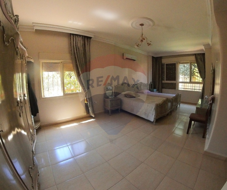 R9-2569 Villa for Sale in Btouratij – Koura — الصورة 19 من 21