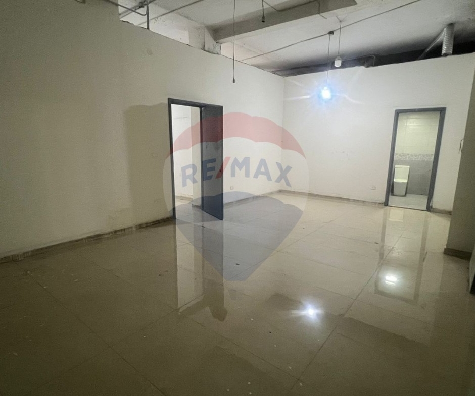 R9-2535 Warehouse for Rent in Metran Street – Tripoli — الصورة 2 من 8