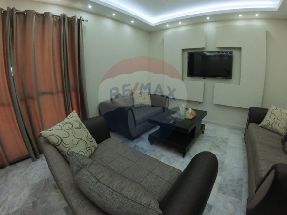 R9-2551 Apartment for Sale in Boulevard – Tripoli  — الصورة 2 من 8