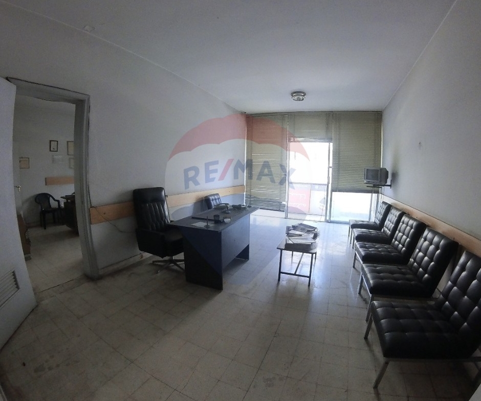 R9-2564 Office for Sale in Boulevard – Tripoli — Photo 2 of 3