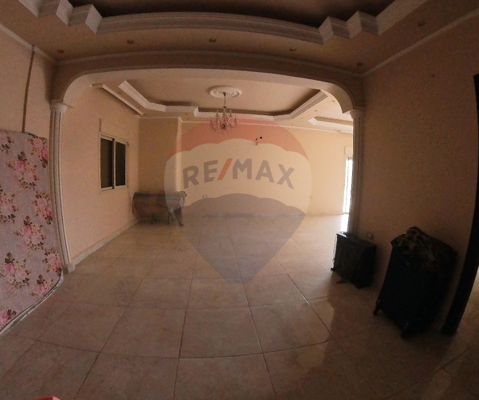 R9-2569 Villa for Sale in Btouratij – Koura — الصورة 20 من 21