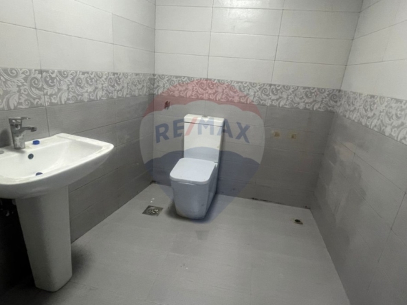 R9-2535 Warehouse for Rent in Metran Street – Tripoli — الصورة 3 من 8