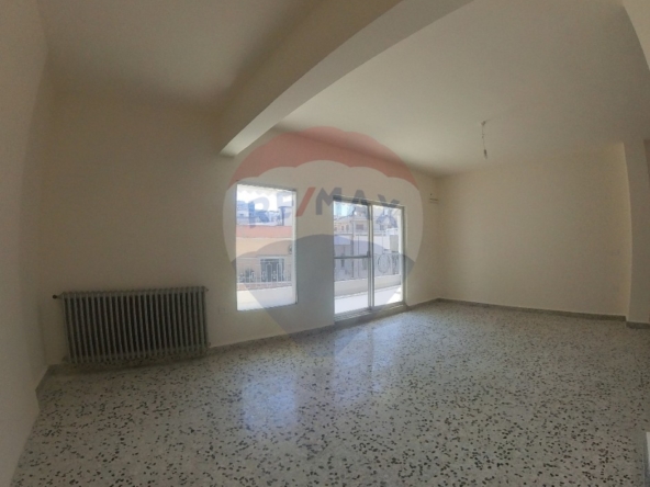 R9-2542 Apartment 250m for sale in Jemayzet - Tripoli — الصورة 3 من 11