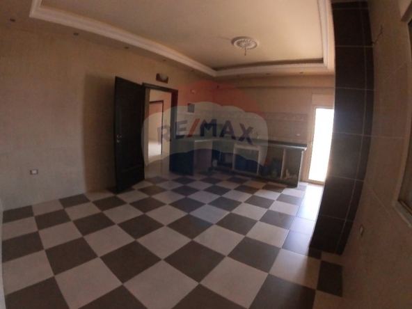 R9-2569 Villa for Sale in Btouratij – Koura — الصورة 3 من 21