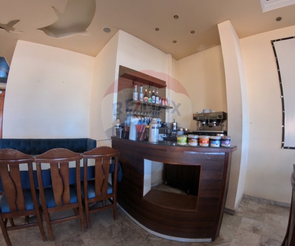 R9-2578 Restaurant 220m for Sale in Corniche El Mina – Tripoli — Photo 4 of 11