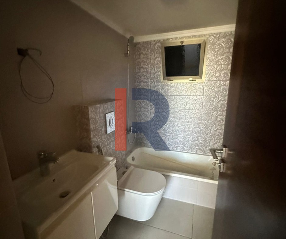 R9-2528 Apartment for Sale in Dam W el Farez – Tripoli — الصورة 5 من 9