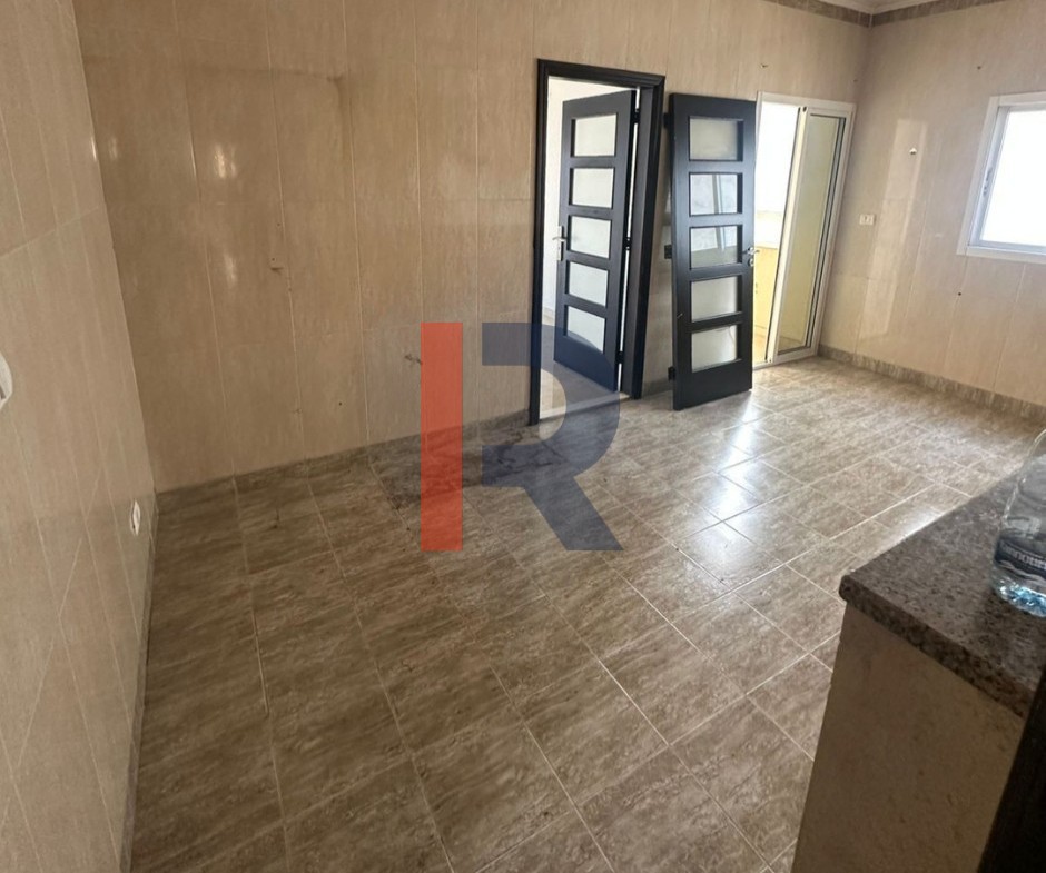 R9-2561 Apartment for Sale in Dam W Farez – Tripoli — الصورة 6 من 8