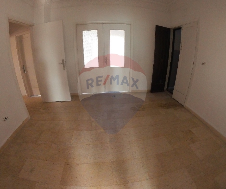 R9-2574 Apartment 225m for Sale in Rahbat Street - Tripoli — الصورة 6 من 8