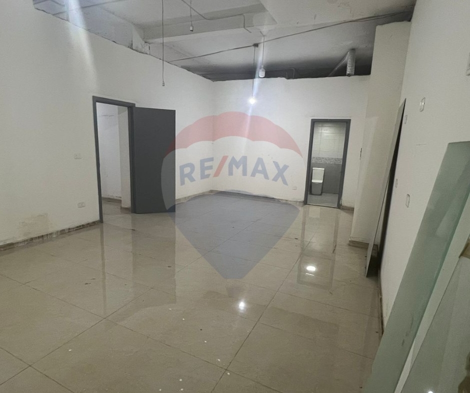 R9-2535 Warehouse for Rent in Metran Street – Tripoli — الصورة 7 من 8