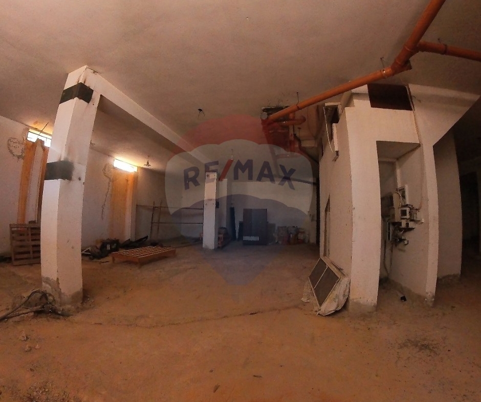 R9-2569 Villa for Sale in Btouratij – Koura — الصورة 7 من 21