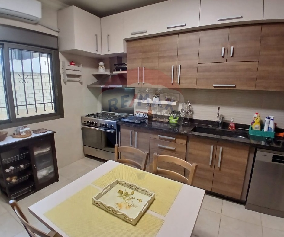 R9-2624 Fully Furnished Ground-Floor Apartment for Sale – Nakhleh, Koura — الصورة 12 من 18