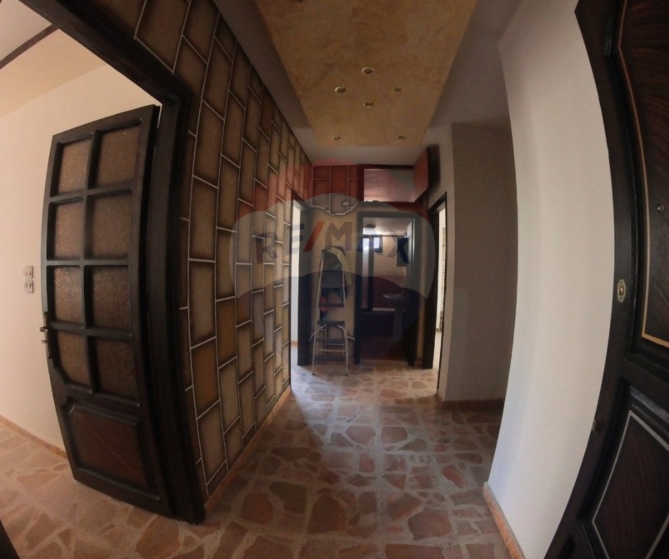 R9-2690 Apartment for Sale – Kobbeh, Tripoli — Photo 2 of 7