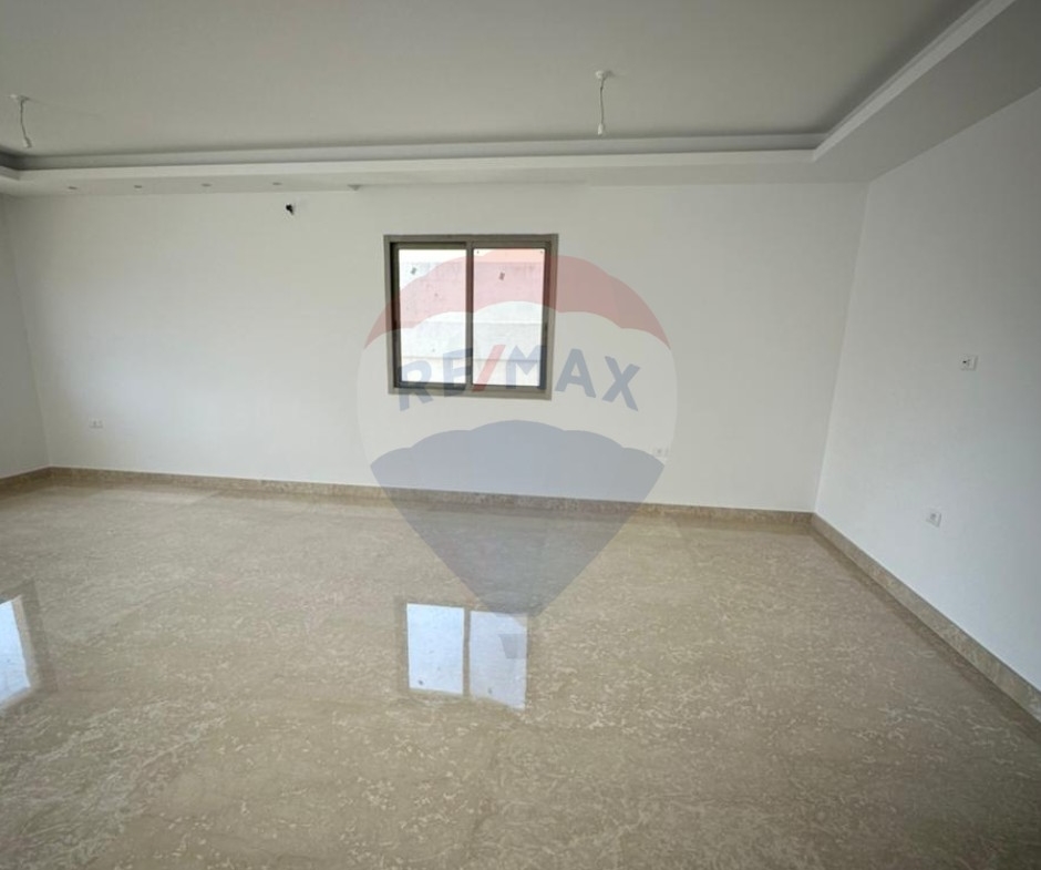 R9-2594 Apartment for Sale in Dam wel Farez, Tripoli – 200 Square Meters — الصورة 2 من 10