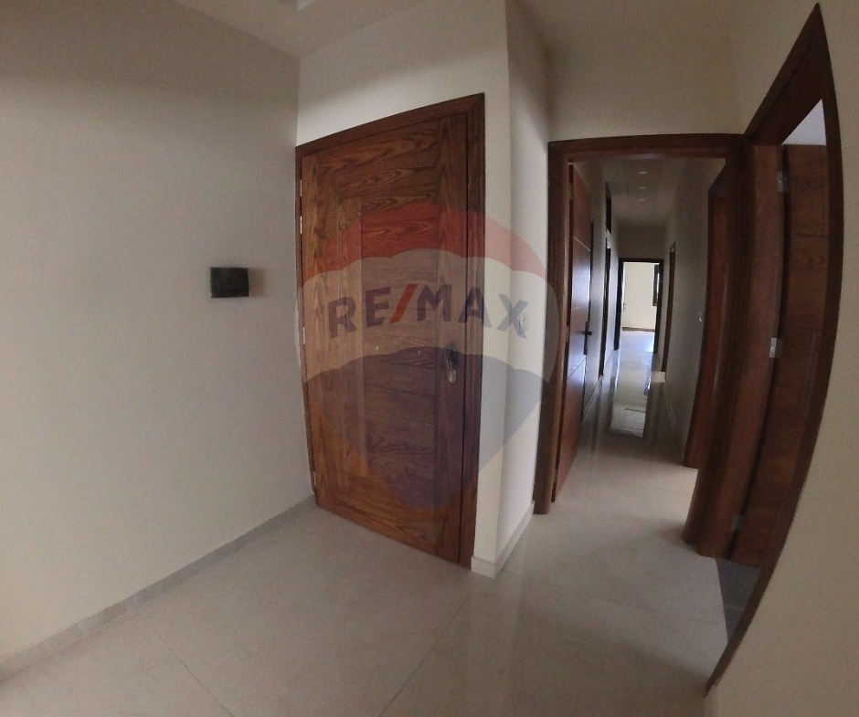 R9-2617 Apartment for Sale – Dam wel Farez, Tripoli — الصورة 2 من 7