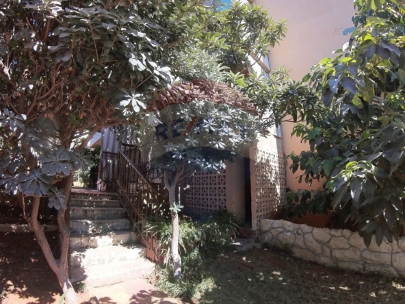 R9-2640 Villa for Sale – Rasmaska, Talet Naji – Koura — Photo 2 of 21