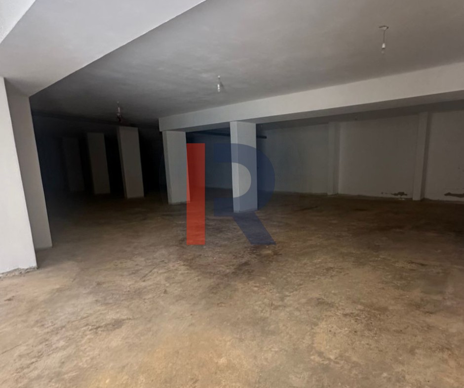 R9-2586 Warehouse 500m for Sale in Amioun – Koura — الصورة 2 من 4