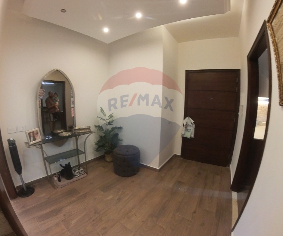 R9-2686 Apartment for Sale – Btouratij, Koura — الصورة 2 من 16