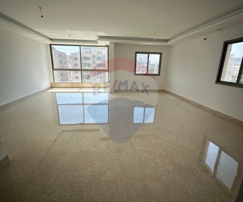 R9-2687 Apartment for Sale – Dam w Farez, Tripoli — Photo 2 of 8