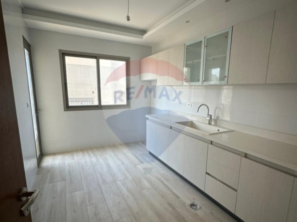 R9-2594 Apartment for Sale in Dam wel Farez, Tripoli – 200 Square Meters — الصورة 3 من 10