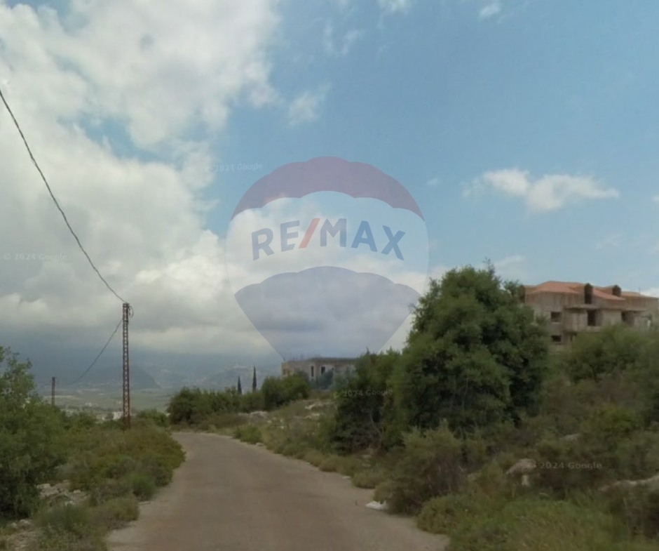 R9-2596 Land for Sale in Nakhleh, Koura — الصورة 3 من 4