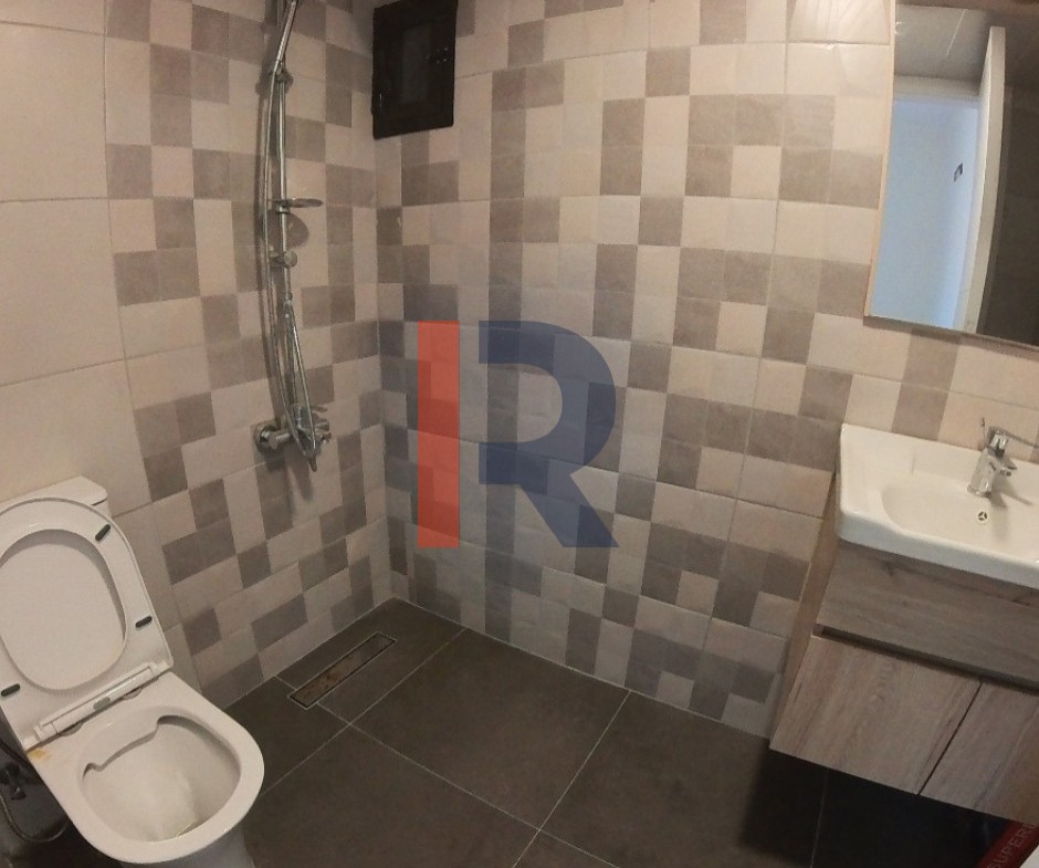R9-2600 Apartment for Sale in Barsa, Koura — الصورة 3 من 11