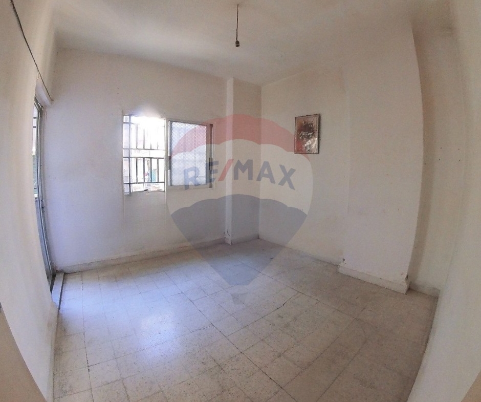 R9-2607 Office for Sale in Thaqafe Street, Tripoli — Photo 3 of 4