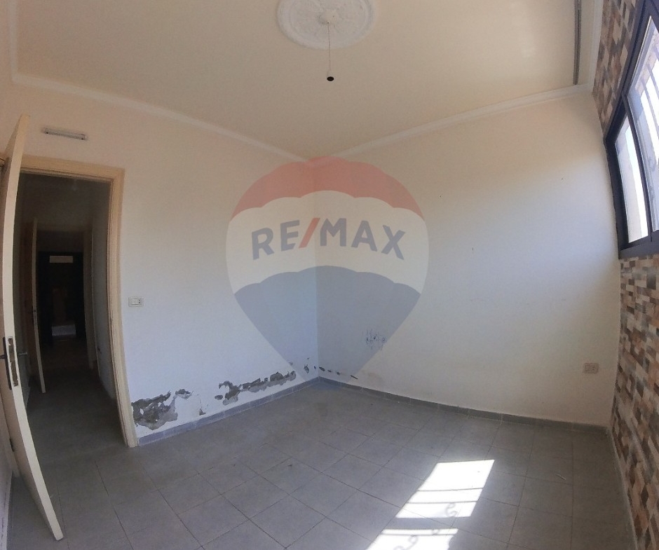 R9-2627 Apartment for Sale – Abou Samra, Tripoli — Photo 3 of 7