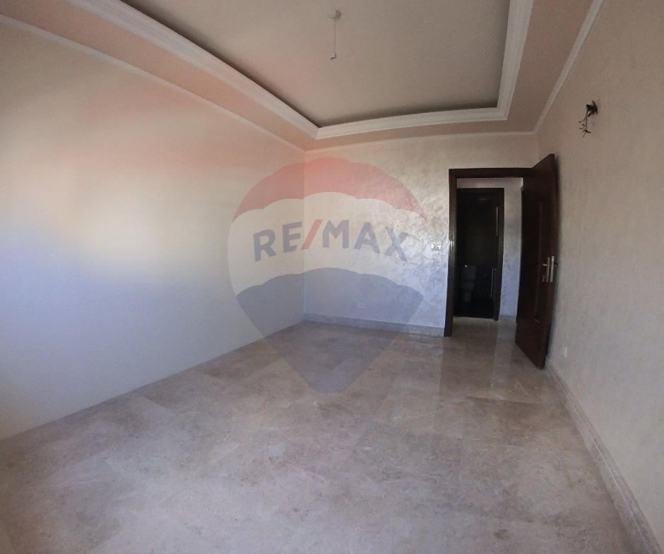 R9-2639 Apartment for Sale – Marmaroun, Tripoli — Photo 3 of 13