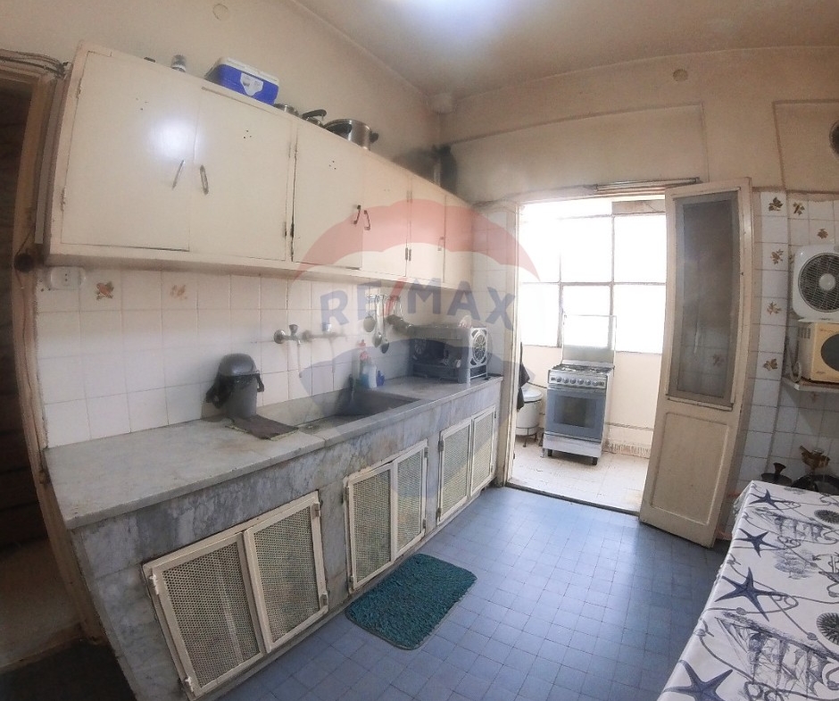 R9-2649 Apartment for Sale – Abou Samra, Sahat El Dannawi – Tripoli — Photo 3 of 7