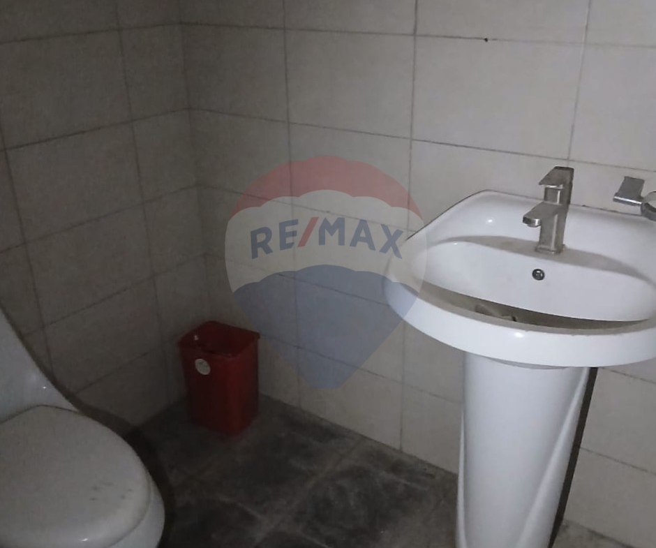 R9-2656 Shop for Rent – Mar Maroun, Tripoli — الصورة 3 من 4