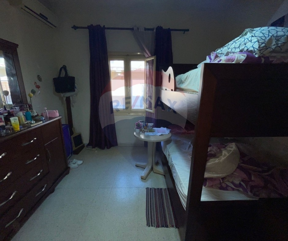 R9-2670 Apartment for Sale – Azmi Street, Tripoli — الصورة 3 من 7