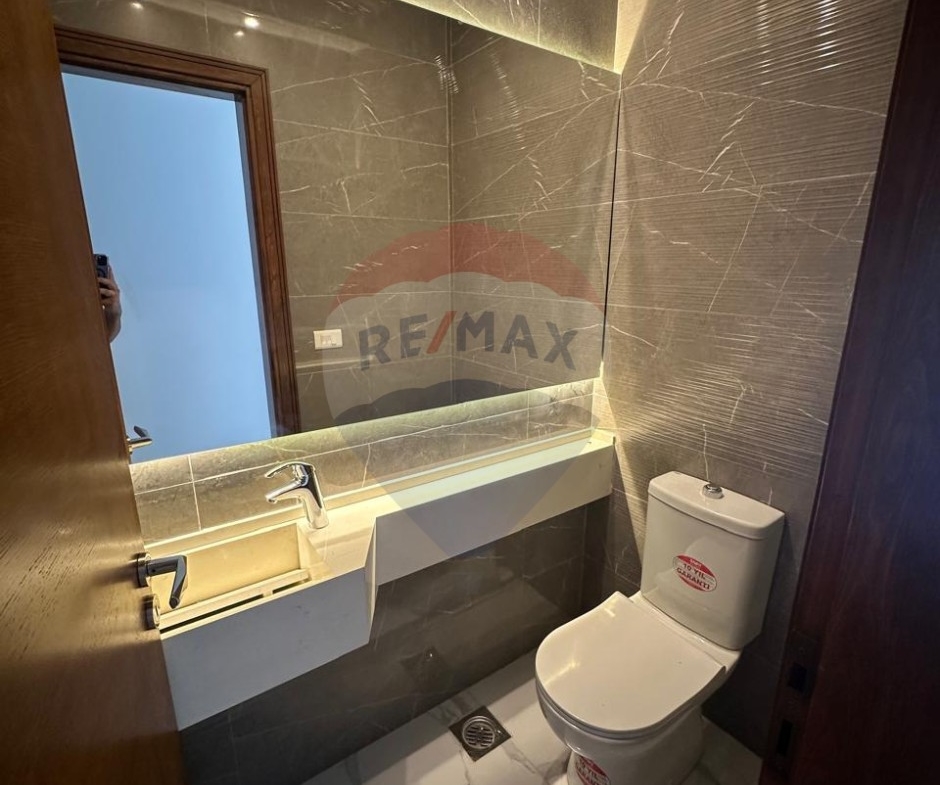 R9-2687 Apartment for Sale – Dam w Farez, Tripoli — Photo 3 of 8