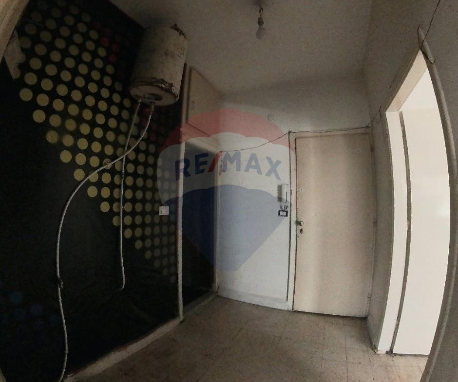 R9-2607 Office for Sale in Thaqafe Street, Tripoli — Photo 4 of 4