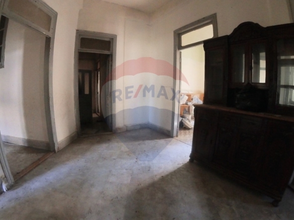 R9-2613 Apartment for Sale in Azmi, Tripoli – 172 Square Meters — الصورة 4 من 7