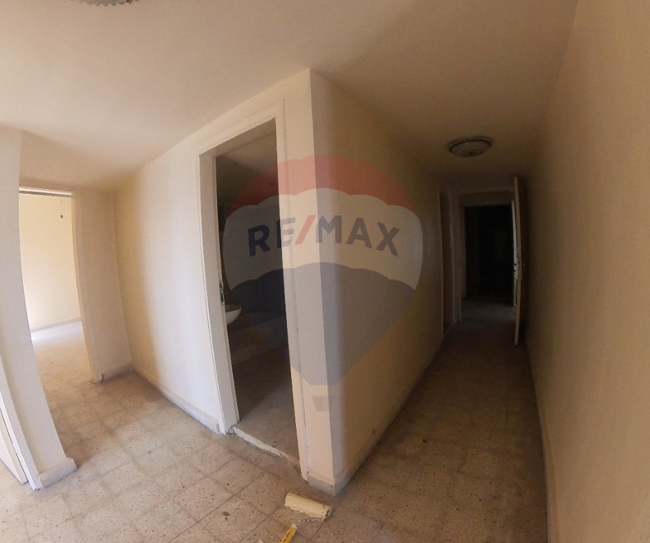 R9-2632 Apartment for Sale – Hawooz Abou Samra, Tripoli — Photo 4 of 9