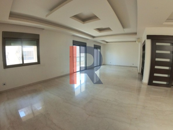 R9-2610 Apartment for Rent in Dam wel Farez, Tripoli – 200 Square Meters — Photo 5 of 7
