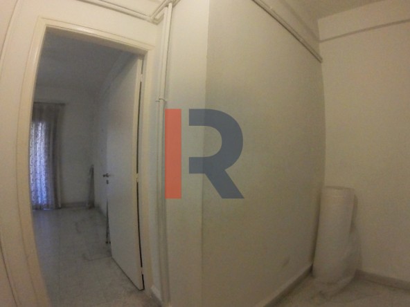 R9-2592 Apartment for Sale in Azmi, Tripoli — 185 Square Meters — الصورة 5 من 11