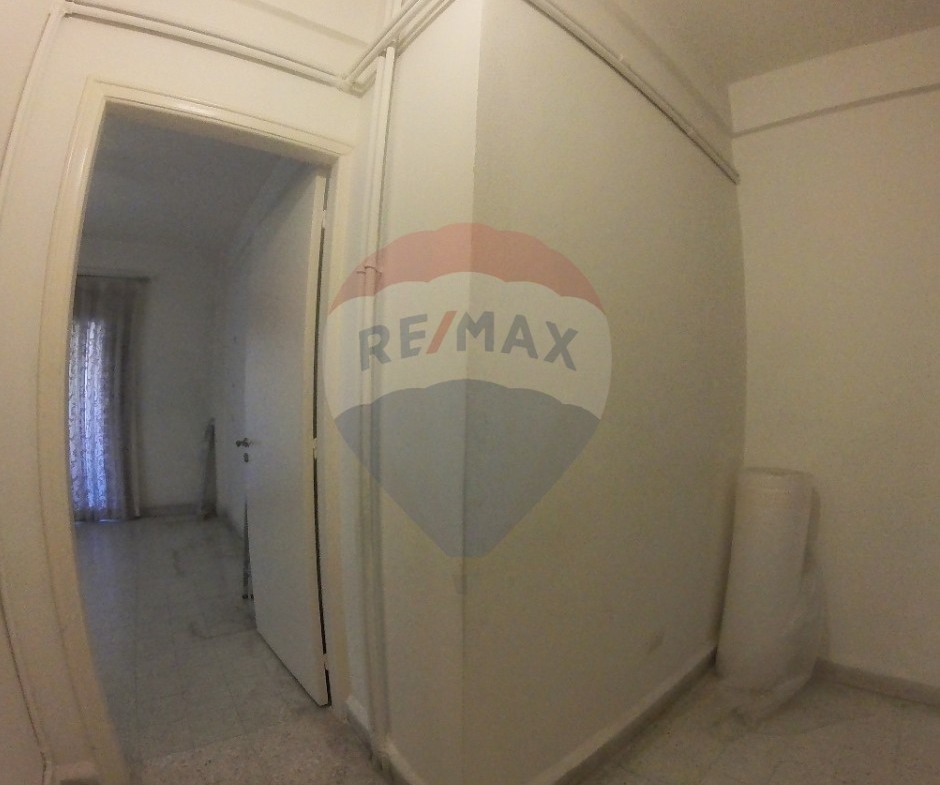 R9-2592 Apartment for Sale in Azmi, Tripoli — 185 Square Meters — الصورة 5 من 11
