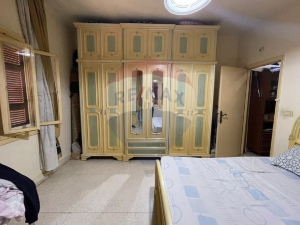 R9-2670 Apartment for Sale – Azmi Street, Tripoli — الصورة 5 من 7