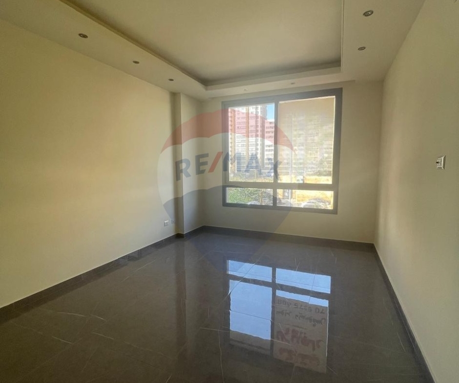 R9-2688 مكتب للإيجار في ضم وفرز – طرابلس Office for Rent in Dam w Farez Tripoli (70 m²، الطابق الأول) — الصورة 5 من 5