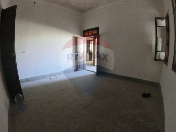 R9-2692 Two Apartments for Sale – Zahriyeh, Tripoli — الصورة 4 من 7