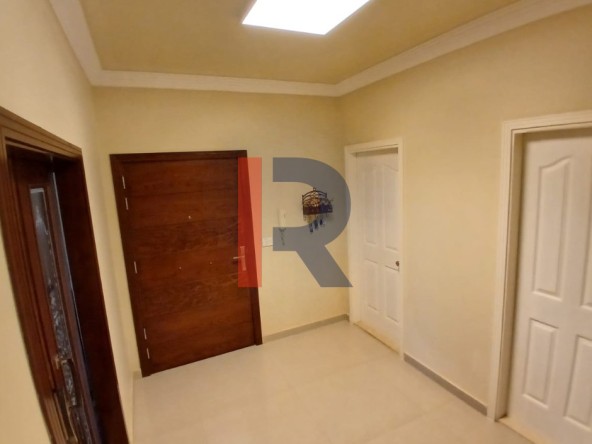 R9-2624 Fully Furnished Ground-Floor Apartment for Sale – Nakhleh, Koura — الصورة 4 من 18