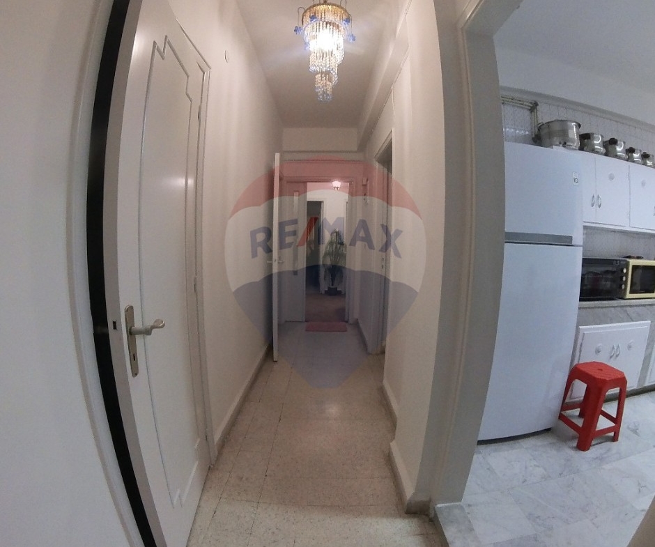 R9-2619 Apartment for Sale in Mina Road Tripoli – 220 m²شقة للبيع في طريق الميناء طرابلس – 220 متر مربع — Photo 8 of 14