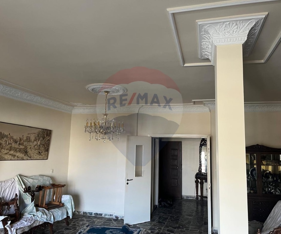 R9-2665 Apartment for Sale in Boulevard Zahriye Tripoli – 280 m² — Photo 8 of 9