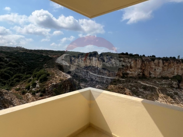R9-2752 Spacious 180m² Apartment + 100m² Terrace for Sale in Barsa – Koura — الصورة 2 من 13